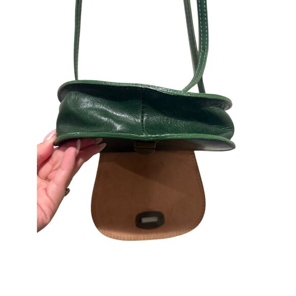 Vera Pelle Green Italian Leather Crossbody Bag Brass Hardware - Picture 4 of 7